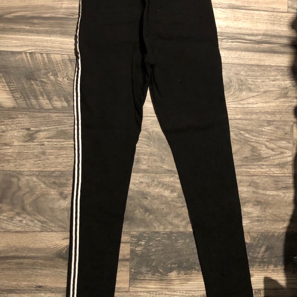 Stretchy black pants size L juniors